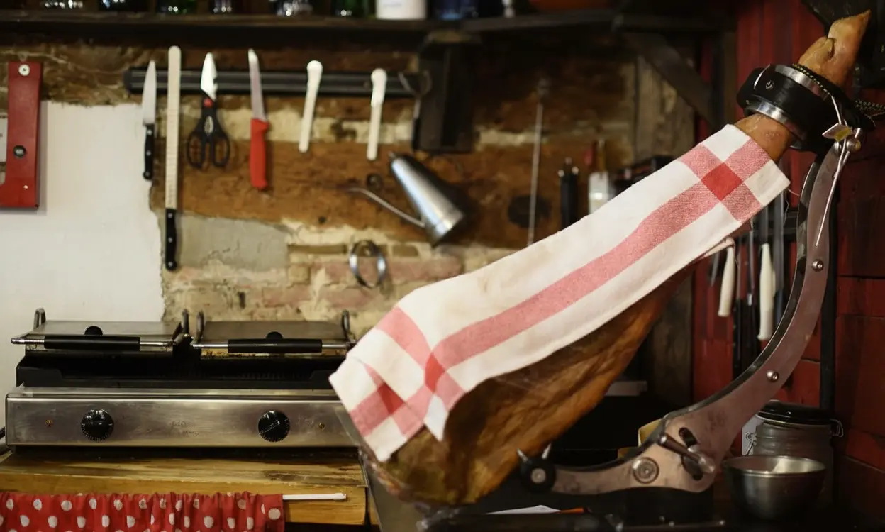 conservar-jamon-entero-en-casa